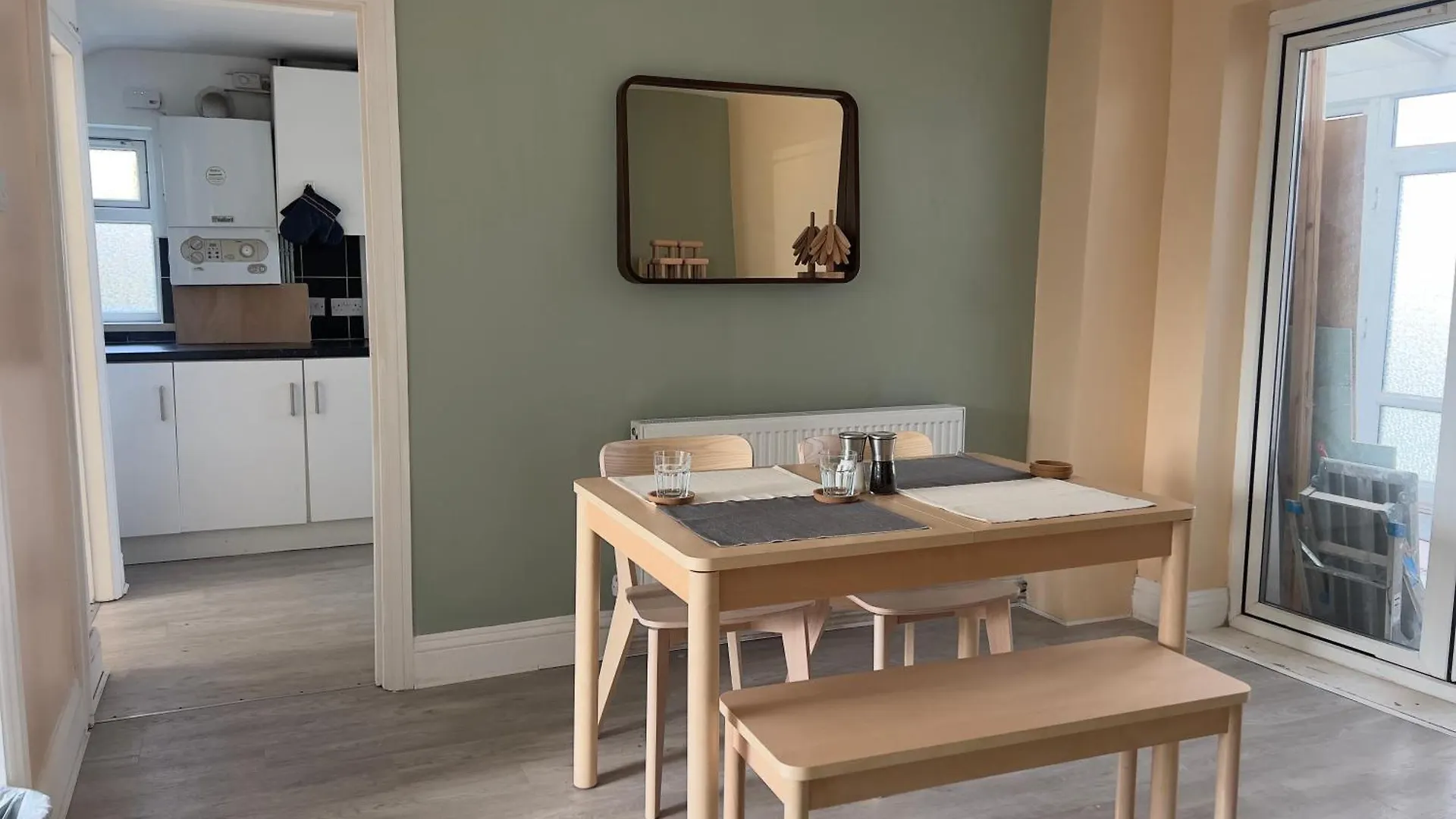 Free Off Street Parking In Charming End Terrace Villa Cardiff United Kingdom